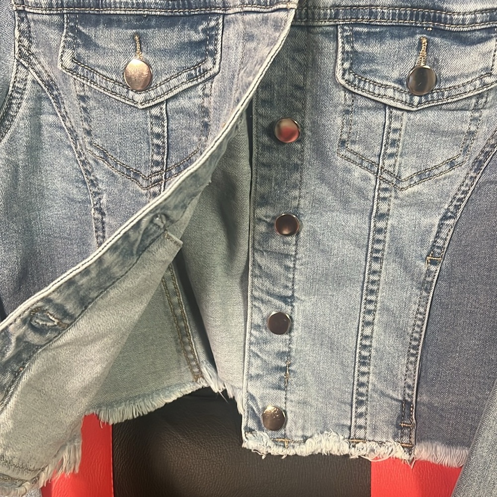 Jean Jacket - Picture 3 of 4